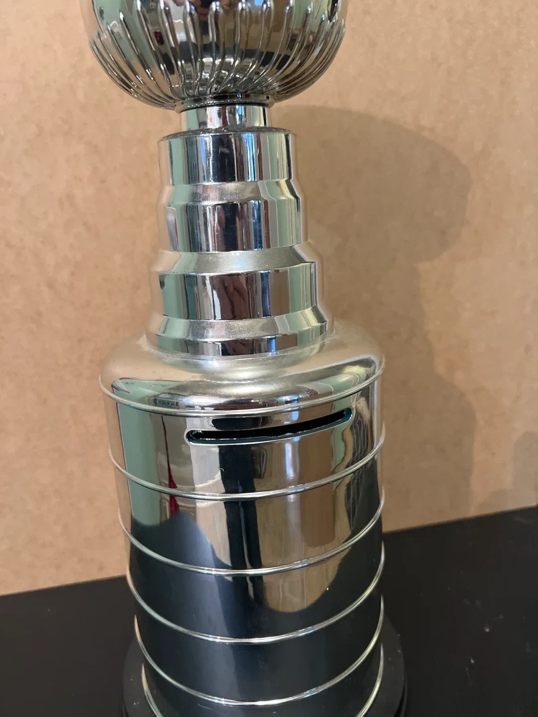 NHL Stanley Cup Coin Bank - Silver image indicator(2)
