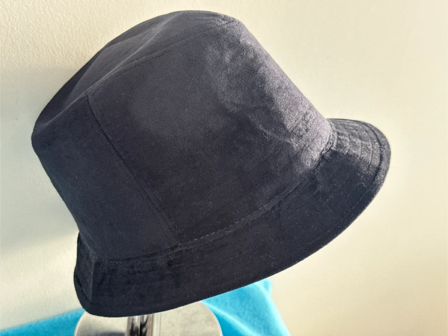 Black Bucket Hat - Size 57cm image indicator(2)