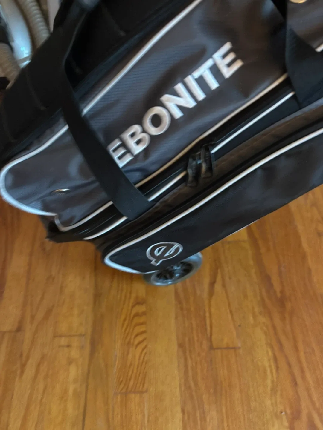 Ebonite Bowling Bag with Wheels thumbnail