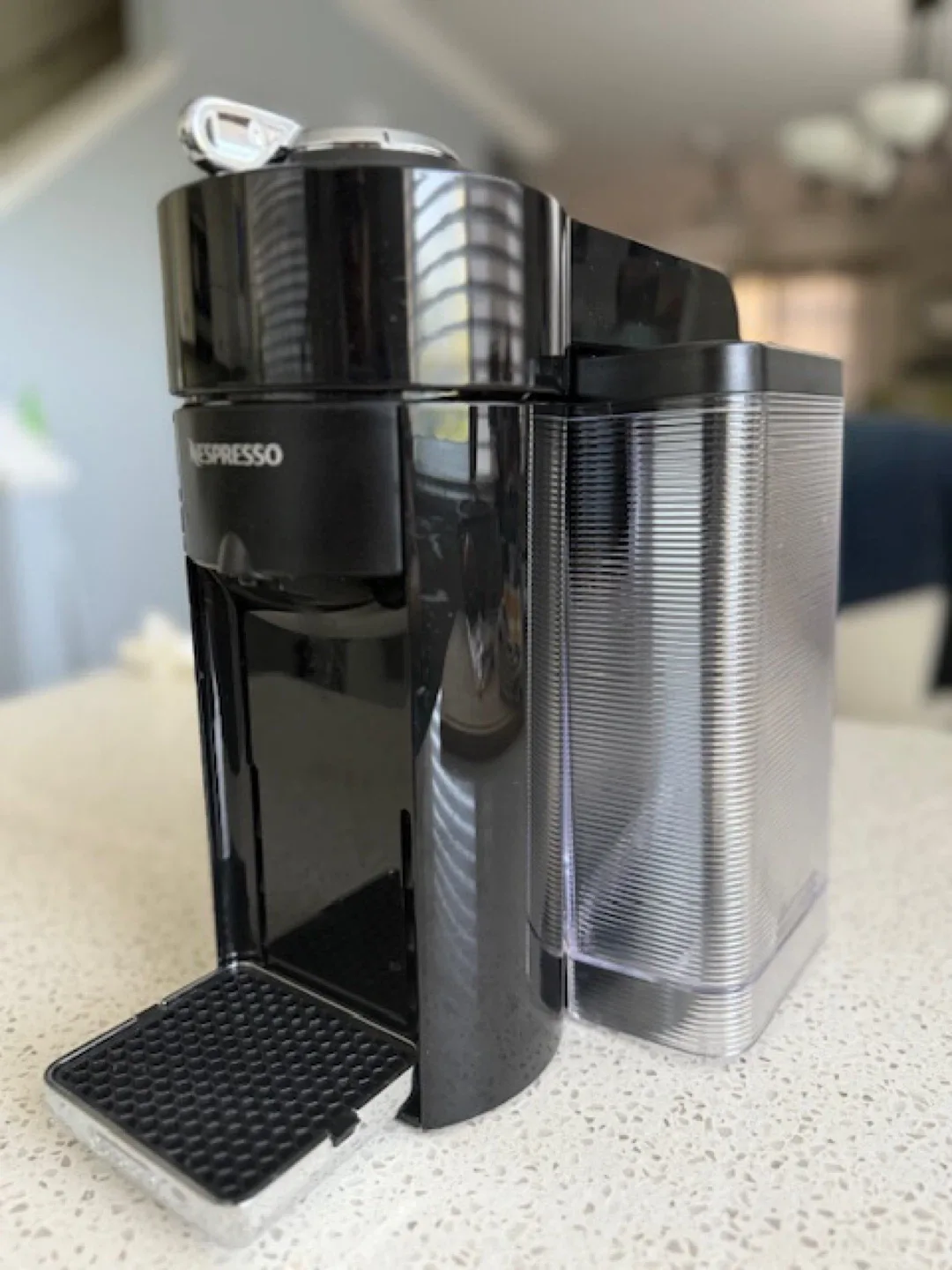 Nespresso Coffee Maker - Black image indicator(3)