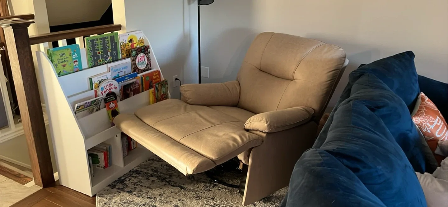 Swivel Rocker Recliner - 1 available image indicator(2)