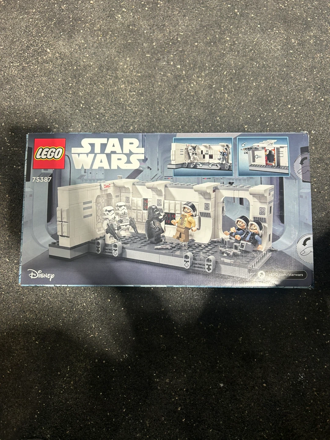 LEGO Star Wars Boarding the Tantive IV - photo 2