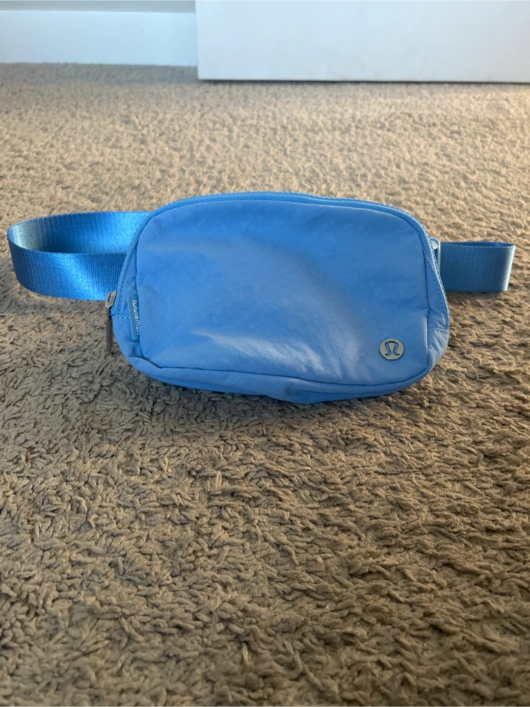 Lululemon Everywhere Belt Bag - Blue