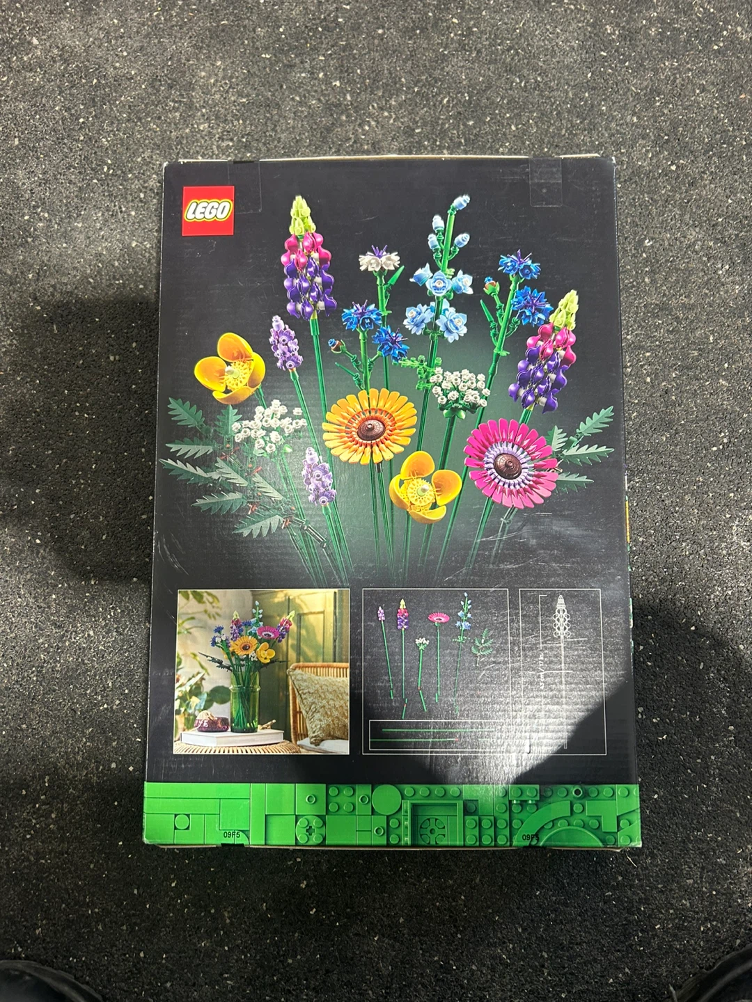 LEGO Wildflower Bouquet - photo 2