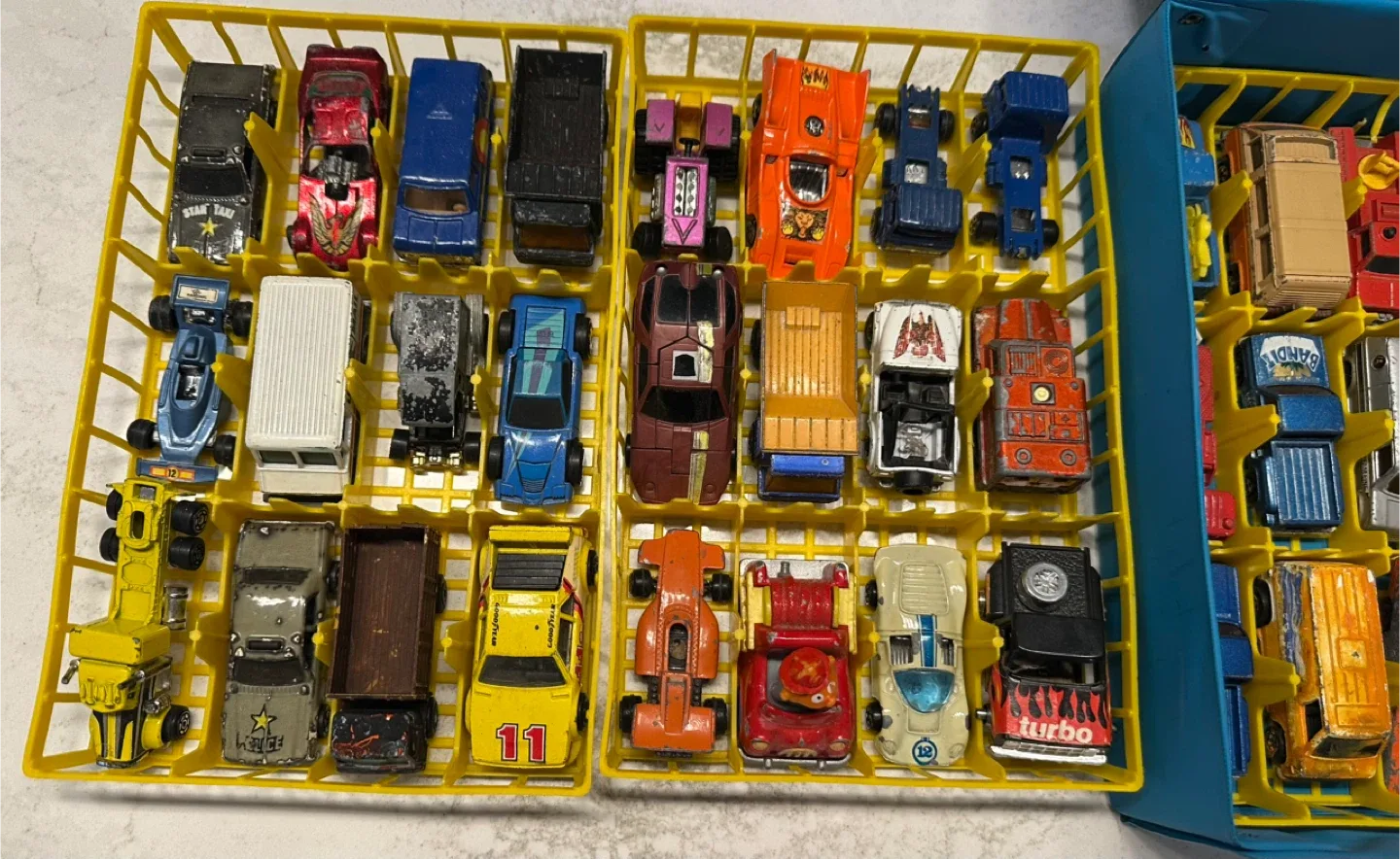 Vintage Diecast Toy Cars & Motorcycles - Collection image indicator(9)
