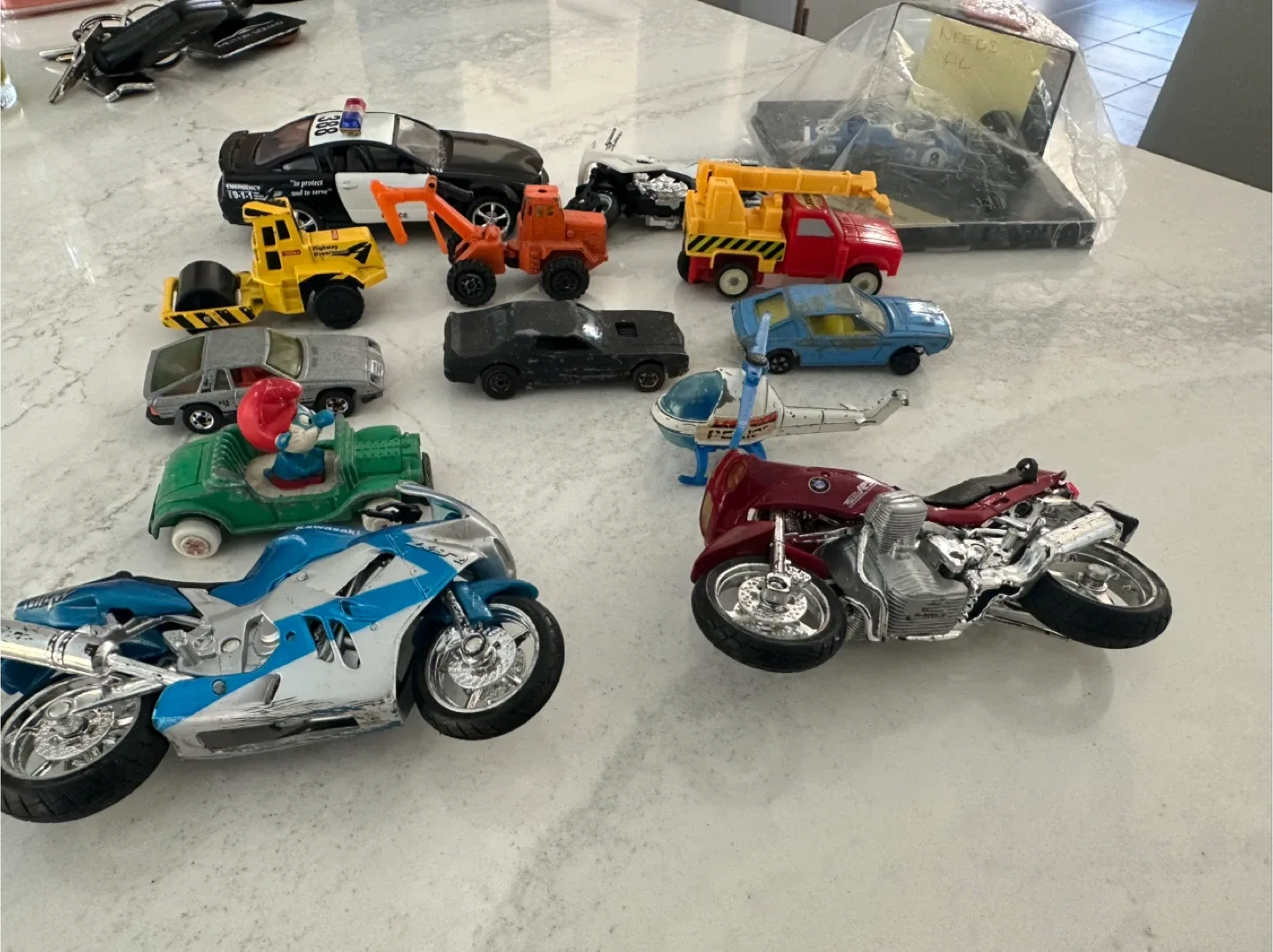 Vintage Diecast Toy Cars & Motorcycles - Collection image indicator(6)