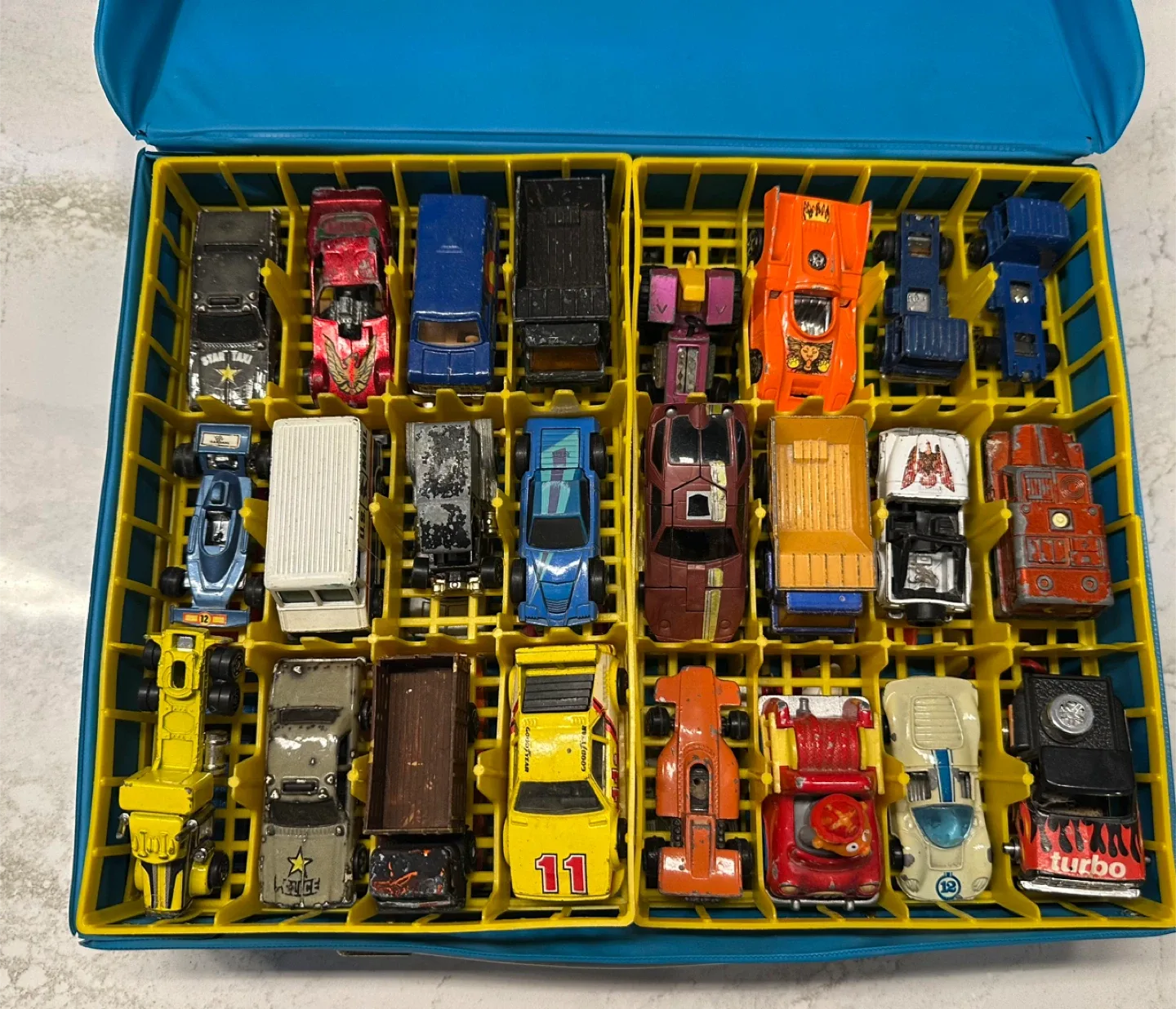 Vintage Diecast Toy Cars & Motorcycles - Collection image indicator(7)