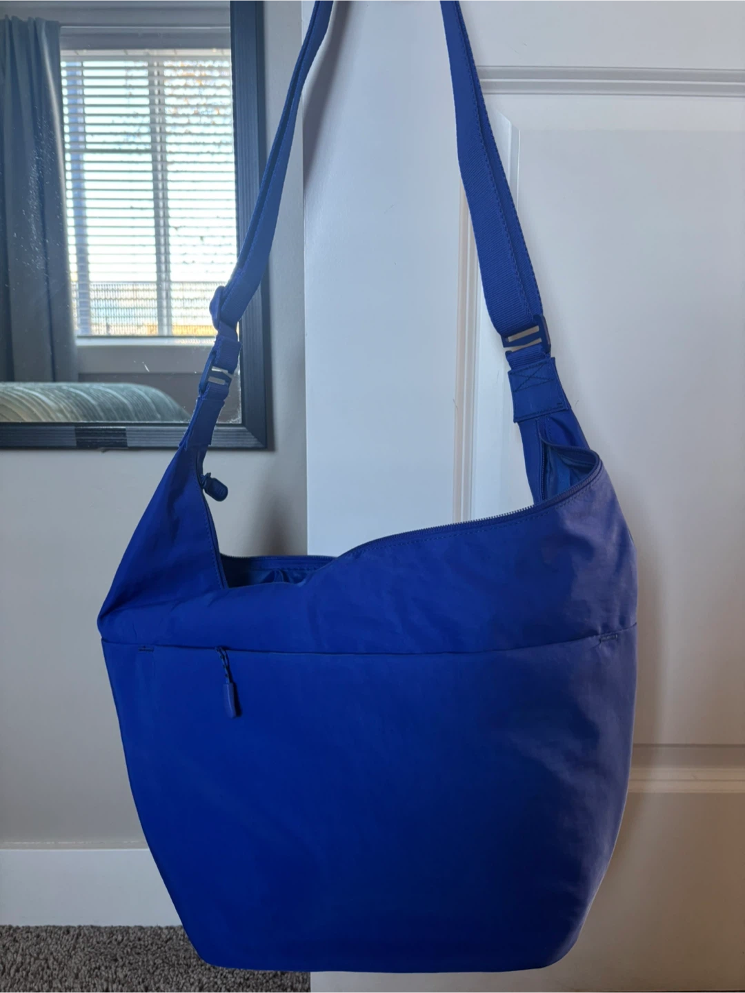 BÉIS The Crescent Catchall Sling Bag - Blue - photo 3