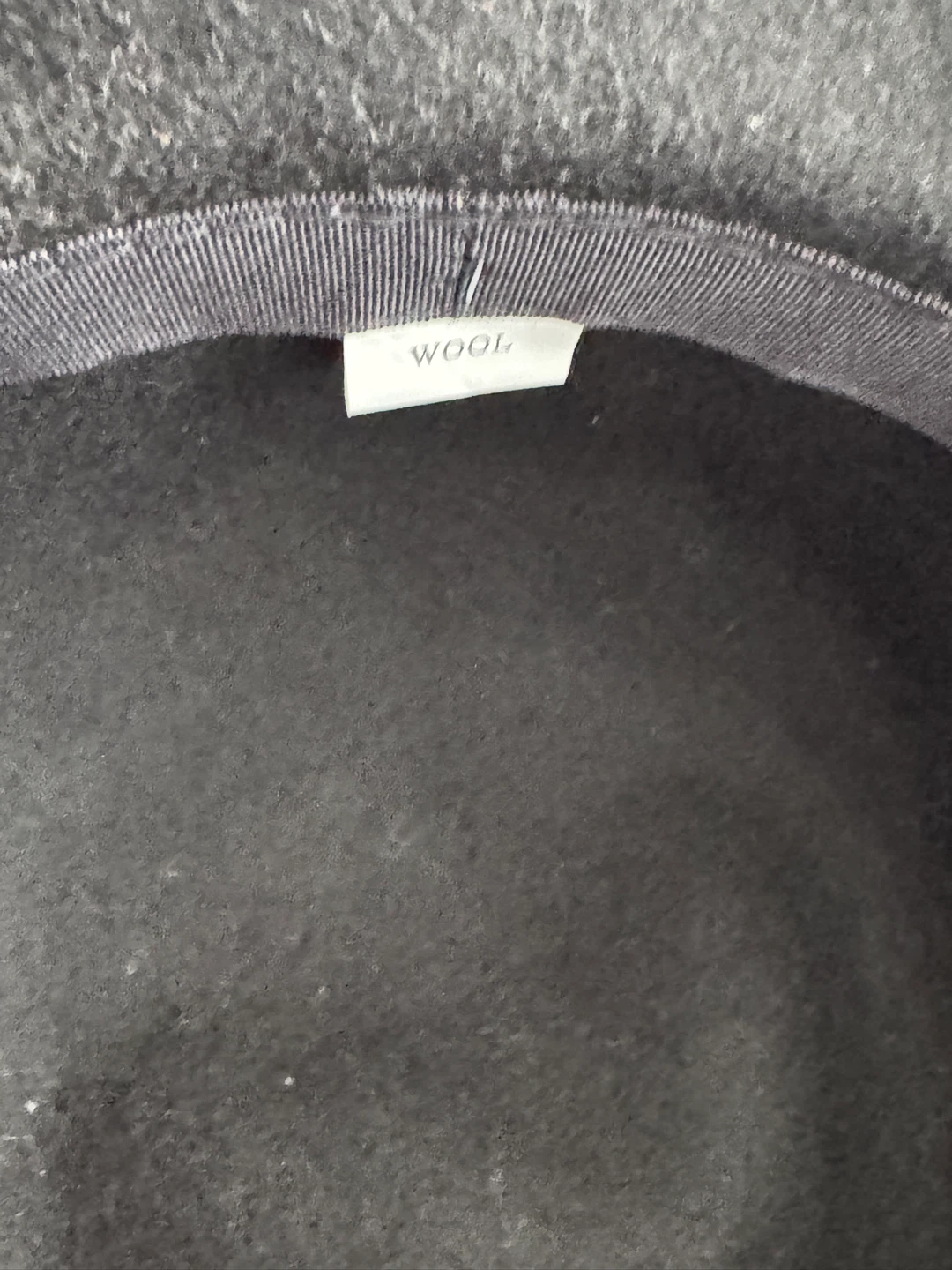 Black Wool Hat with Flower Detail - photo 4