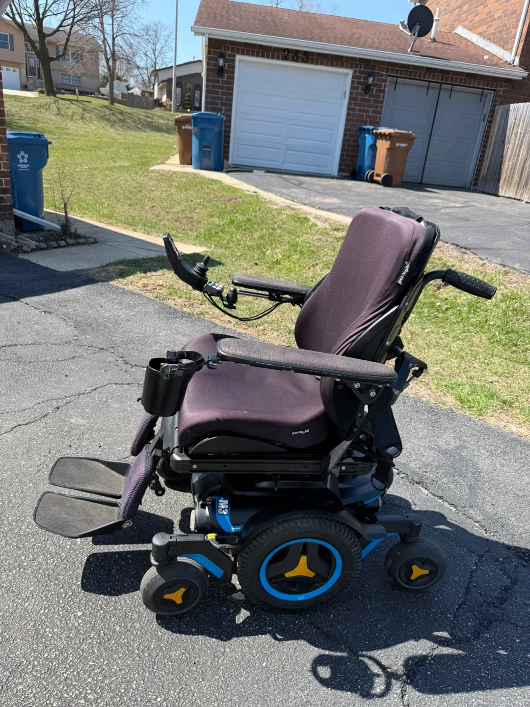 Permobil C3 Corpus Power Wheelchair image indicator(3)