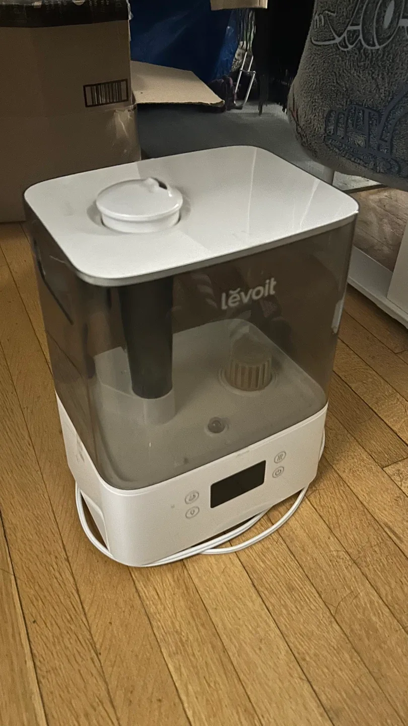 Levoit Humidifier thumbnail