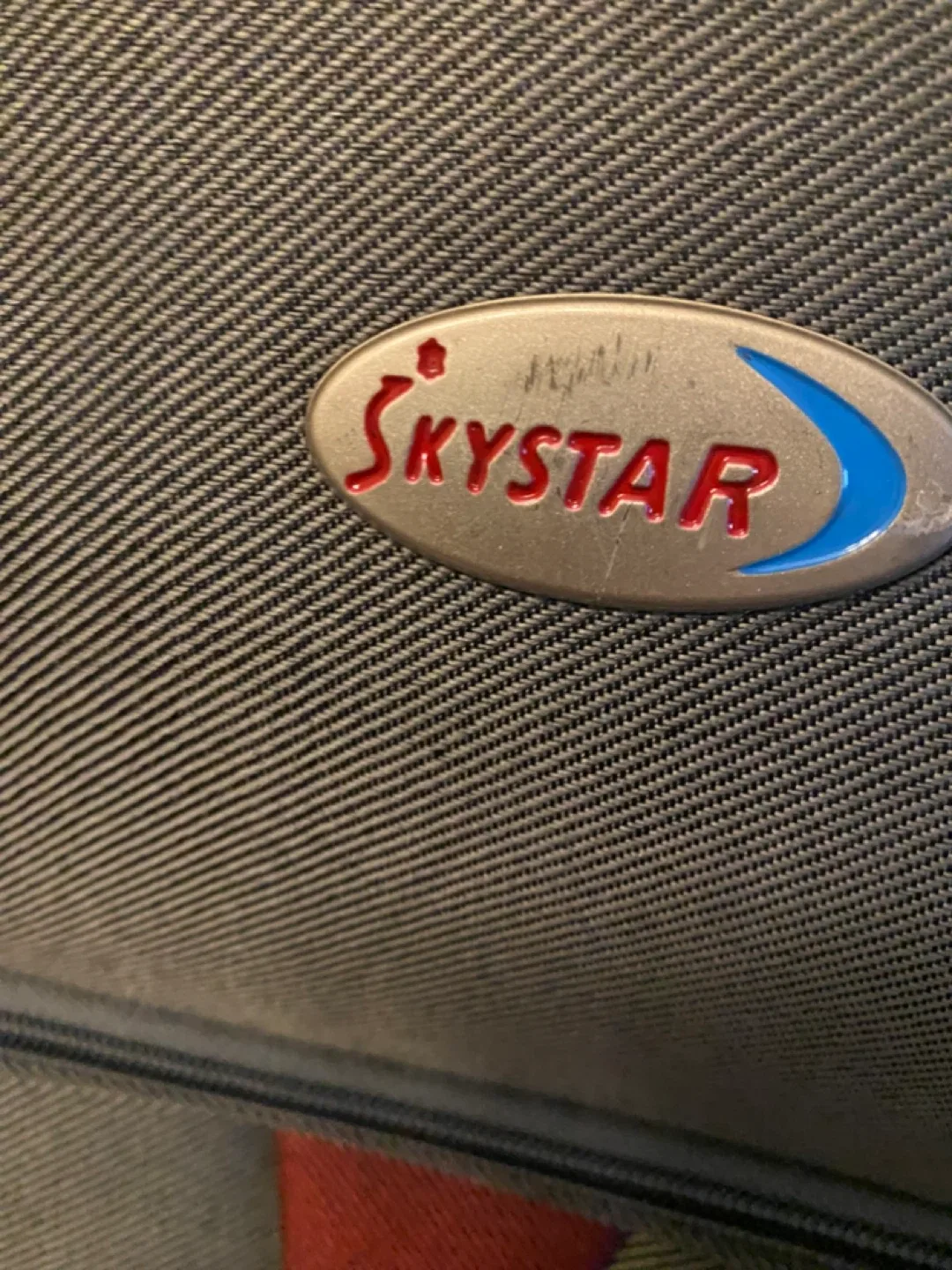 Skystar Grey Rolling Large Suitcase image indicator(5)