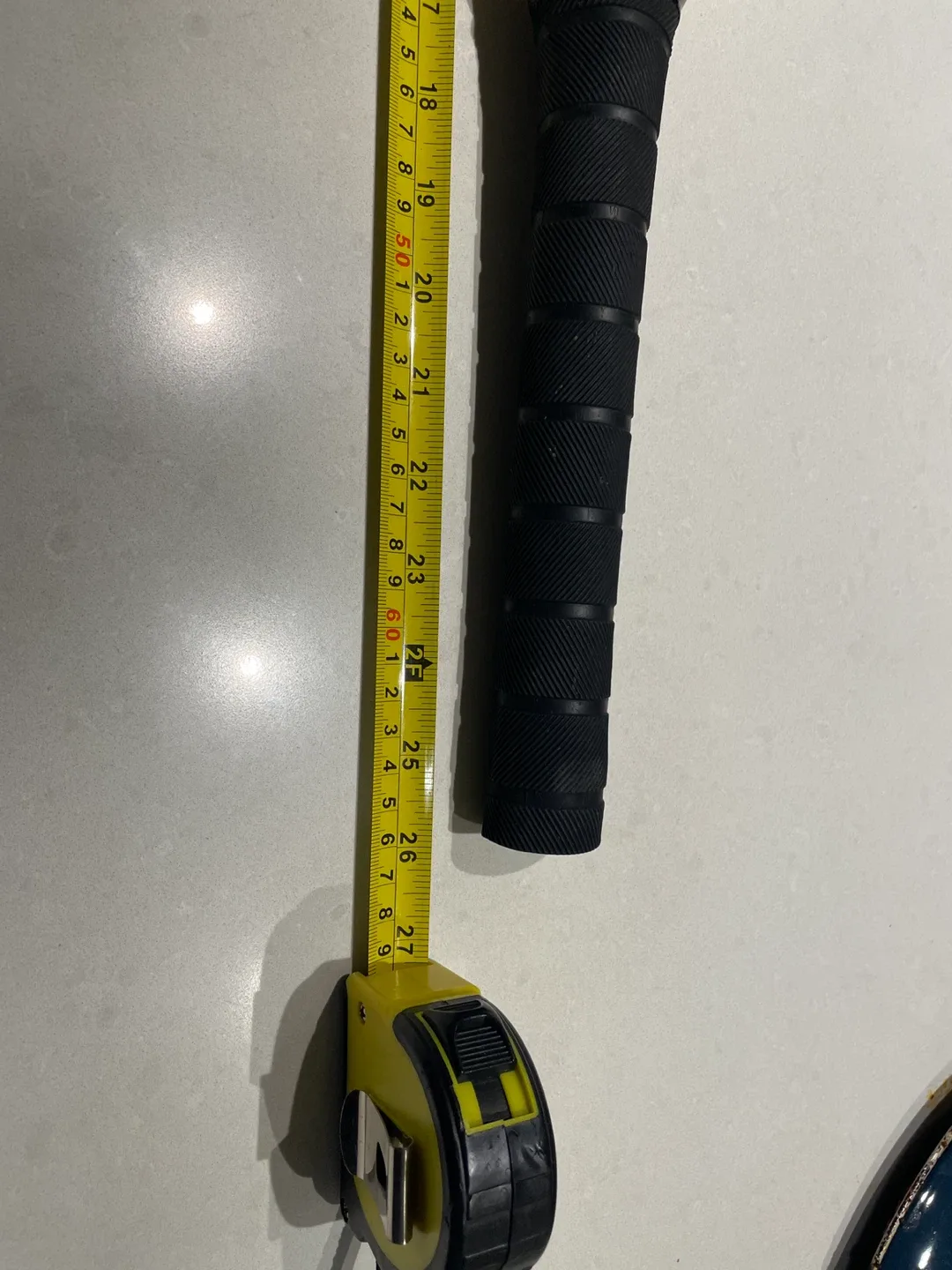 Used Kids Cricket Bat with Grip image indicator(5)