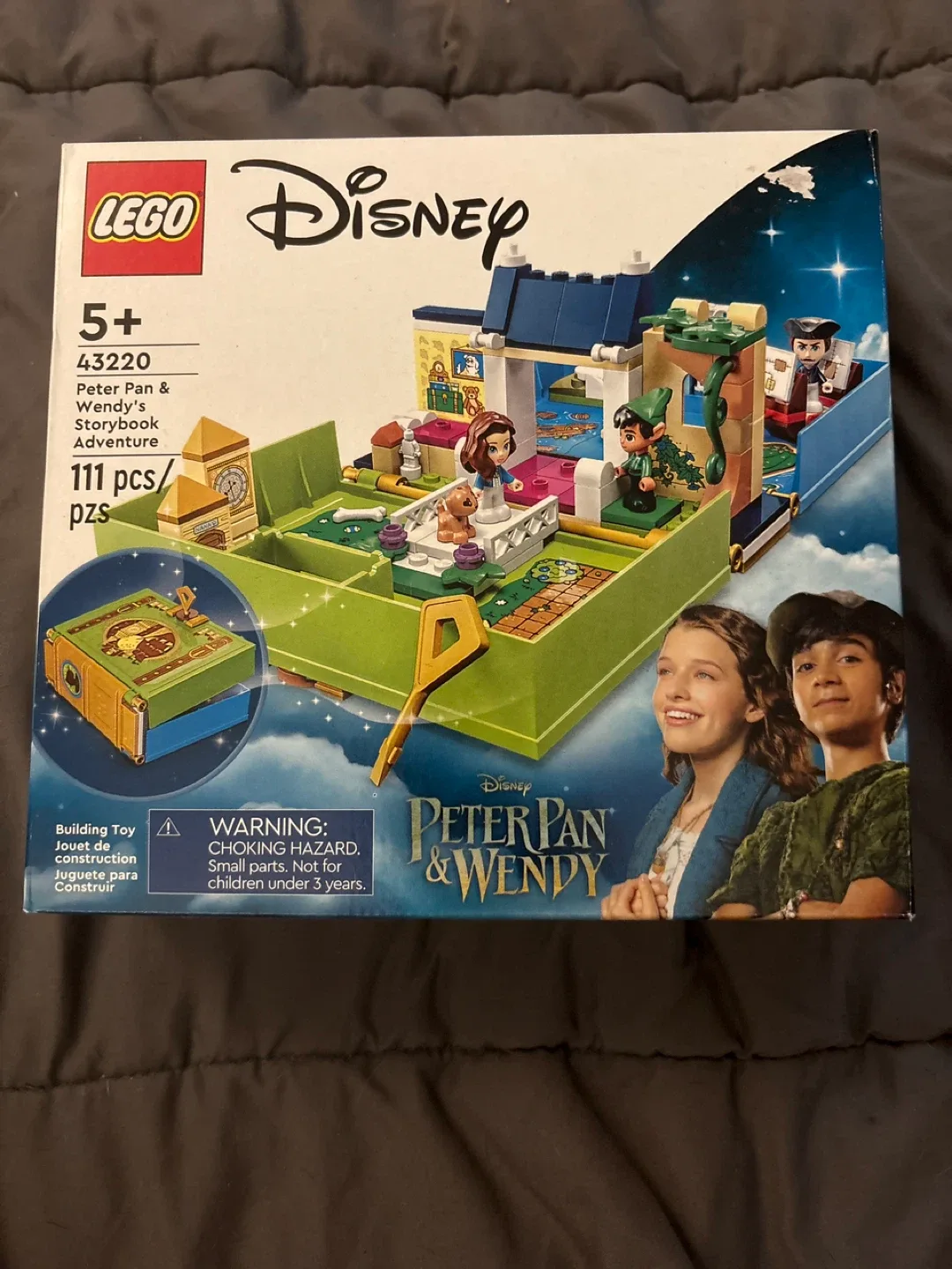 LEGO Disney Peter Pan & Wendy's Story Book Adventure 43220