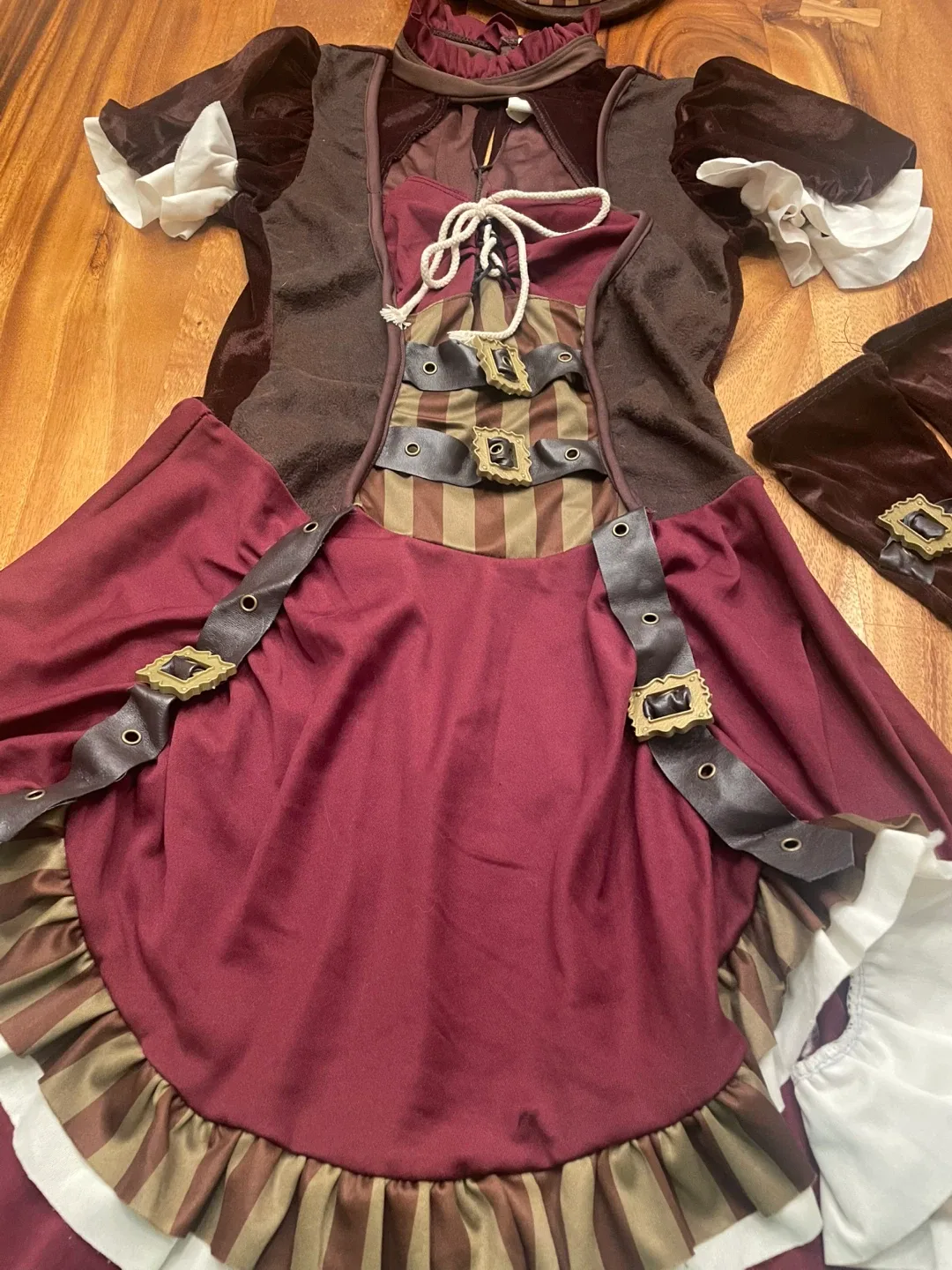 Pirate Costume Dress Up Set image indicator(5)