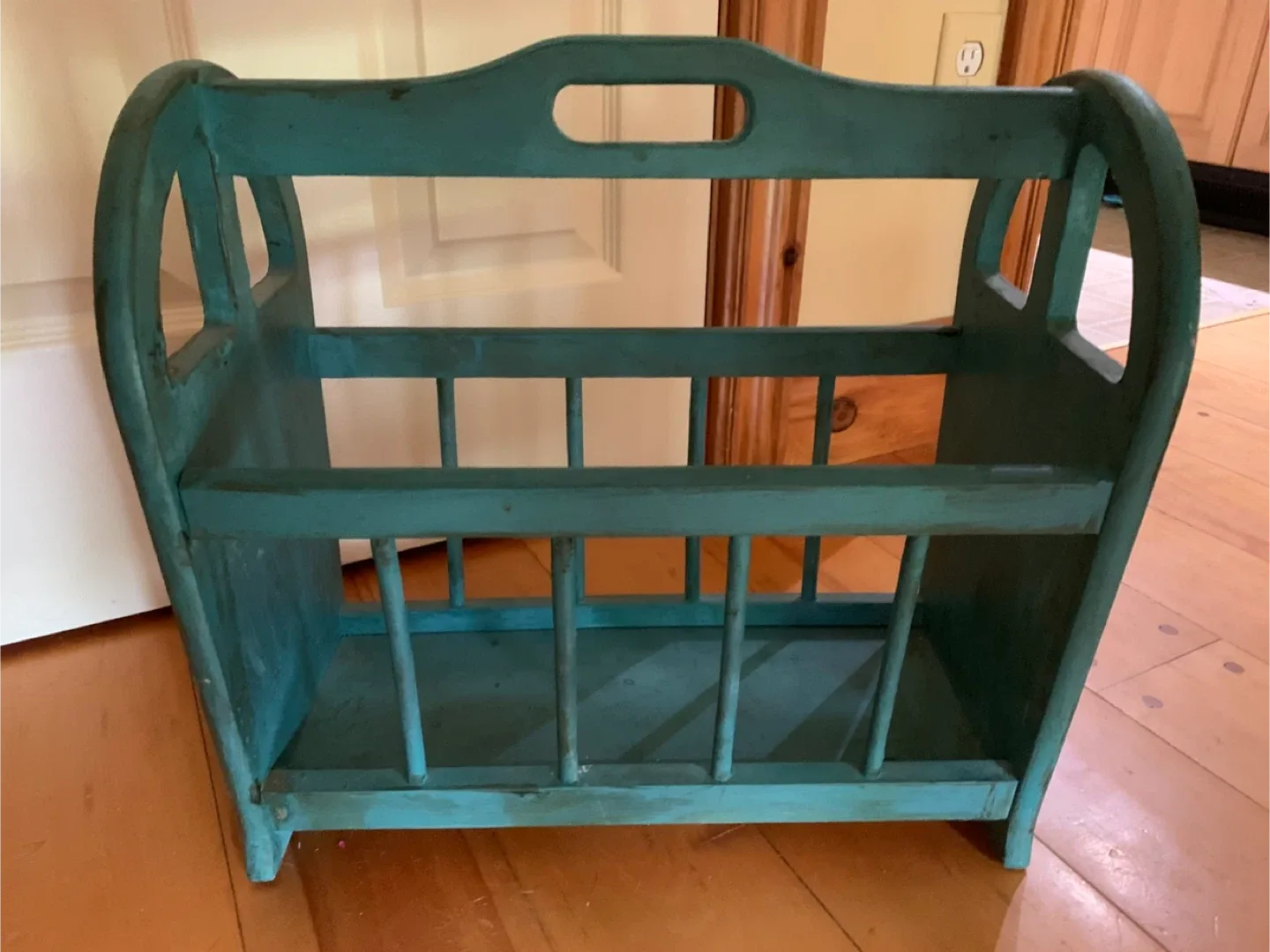 Baby Crib, Rocking Chair & Changing Table Set image indicator(4)