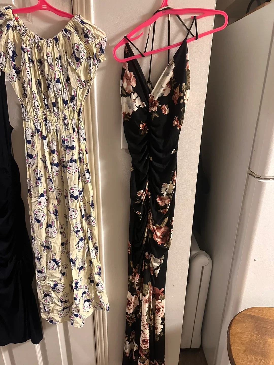 5 Assorted Women's Dresses -   (v1) image indicator(4)