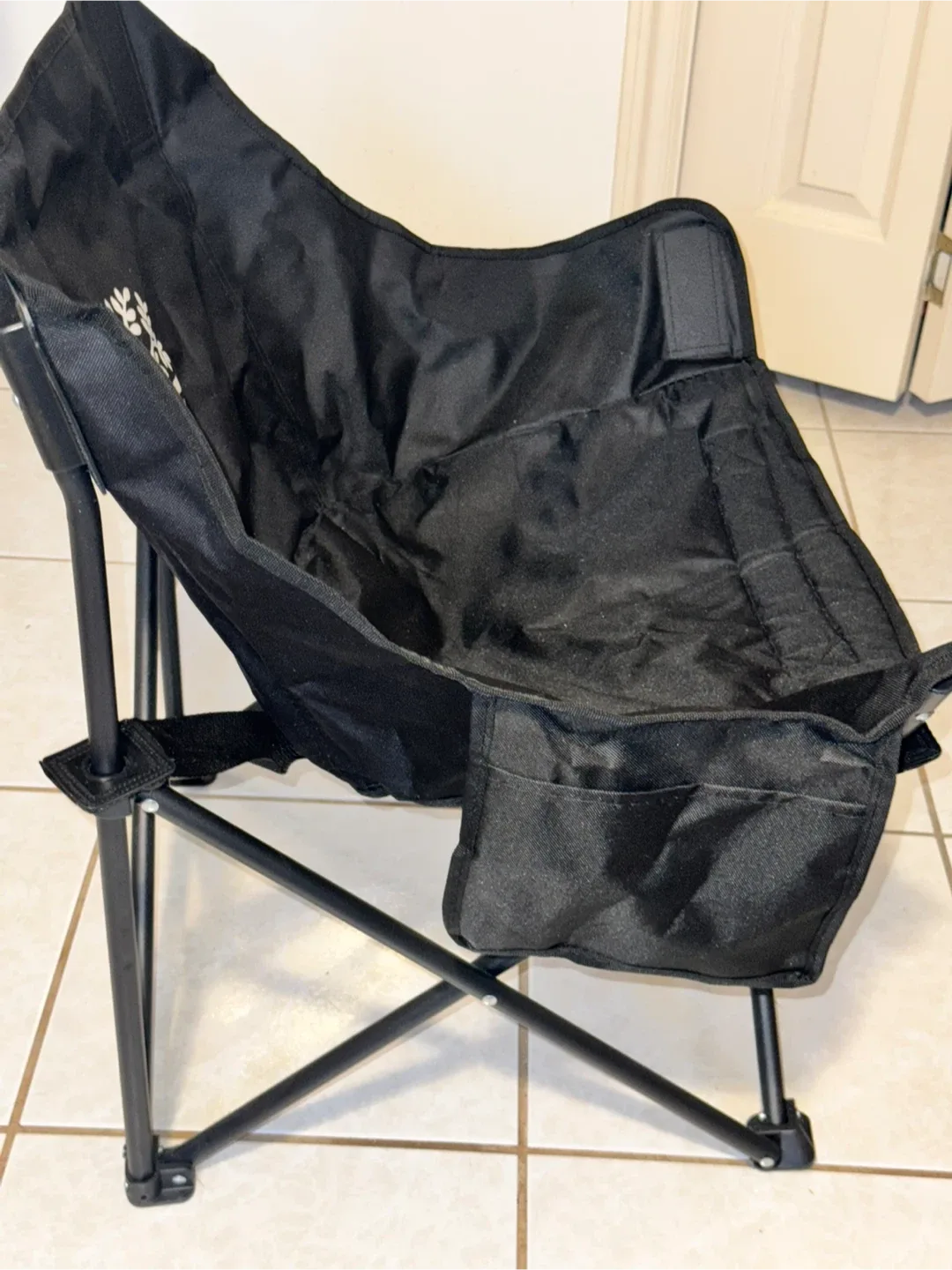 Black Portable Camping Chair - BRAND NEW image indicator(4)