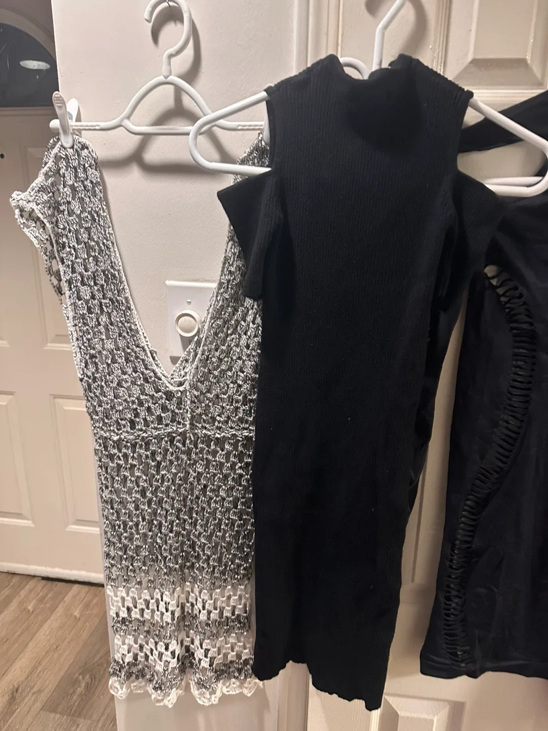 5 Assorted Dresses - Variety of Styles & Colours image indicator(2)