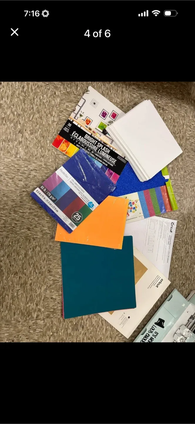 Cricut Explore Air 2 Machine, Mats, & Supplies image indicator(4)