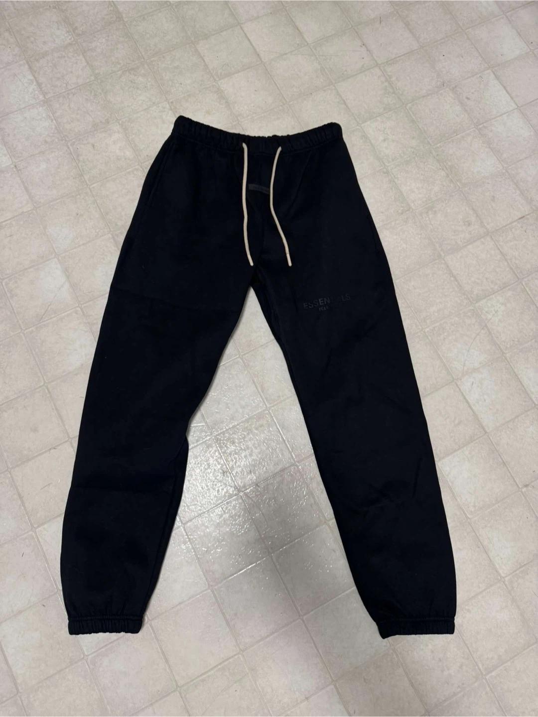Essentials Black Hoodie & Sweatpants Set - photo 2