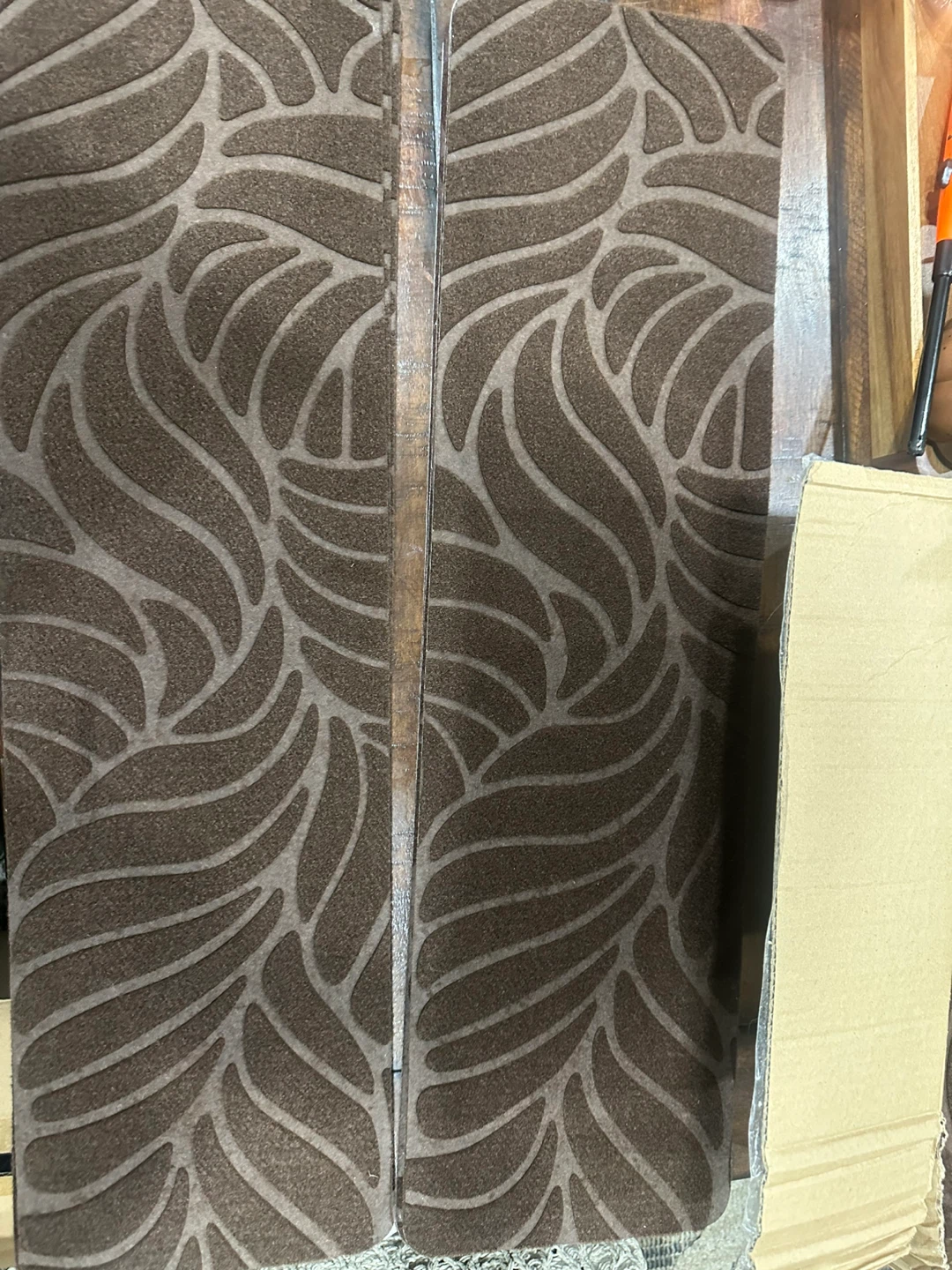 TROCHIN Non-Slip Stair Treads - Brown Leaves (15 Pack)