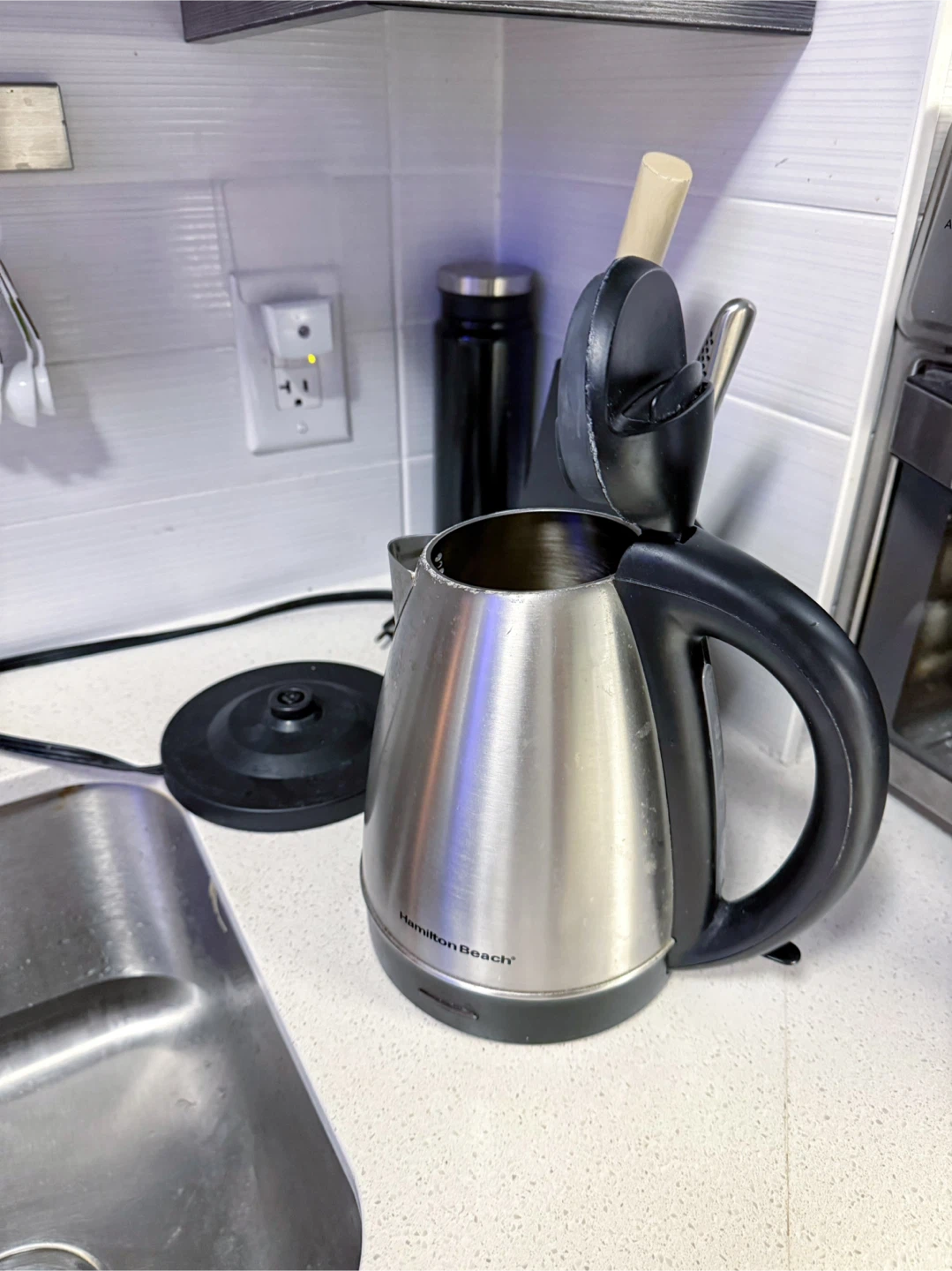 Hamilton Beach Electric Kettle 1.7L - photo 3