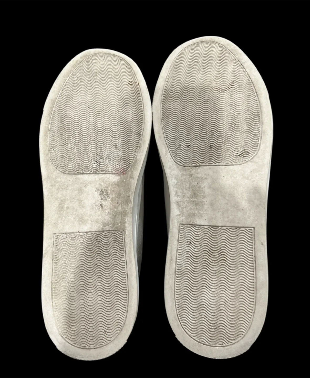 White High-Top Sneakers image indicator(5)