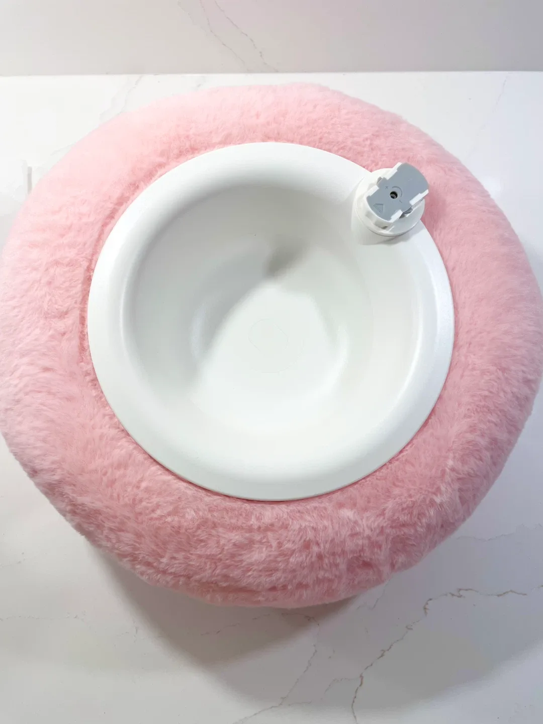 Kindle Tablet iPad Pillow Stand Holder w Snack Bowl for Lap image indicator(9)