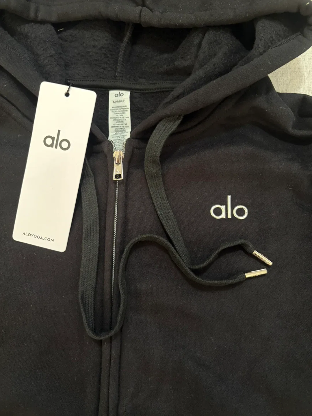 ALO Accolade Full Zip Hoodie - Black image indicator(3)
