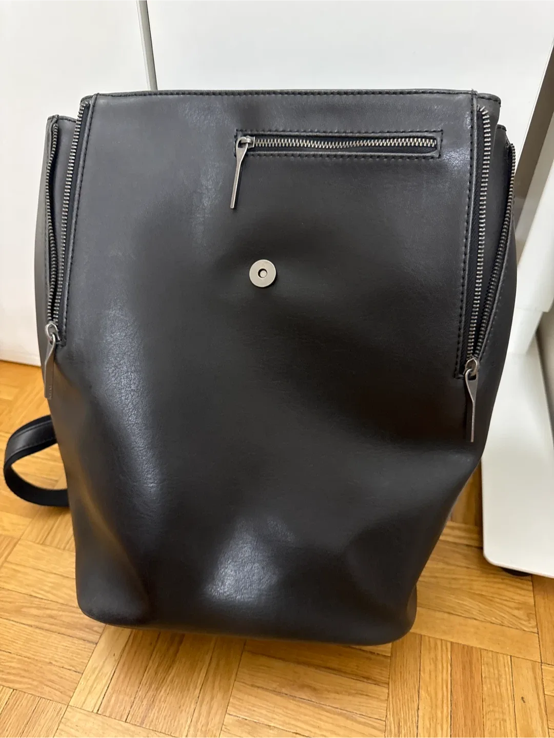 Matt & Nat Black Backpack image indicator(5)