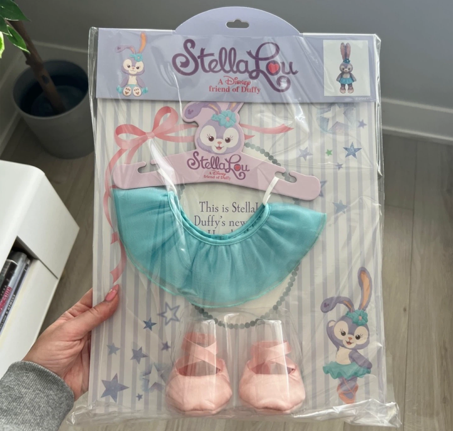 Shanghai Disneyland Stella Lou Outfit NWT