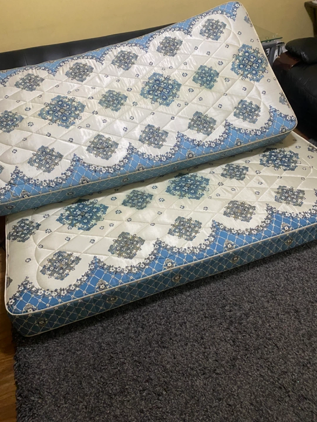 Twin Size Mattress - Blue & White