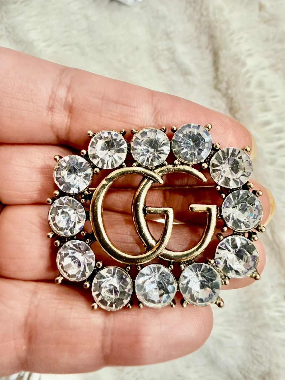 Stunning Gucci style logo Brooch - photo 4