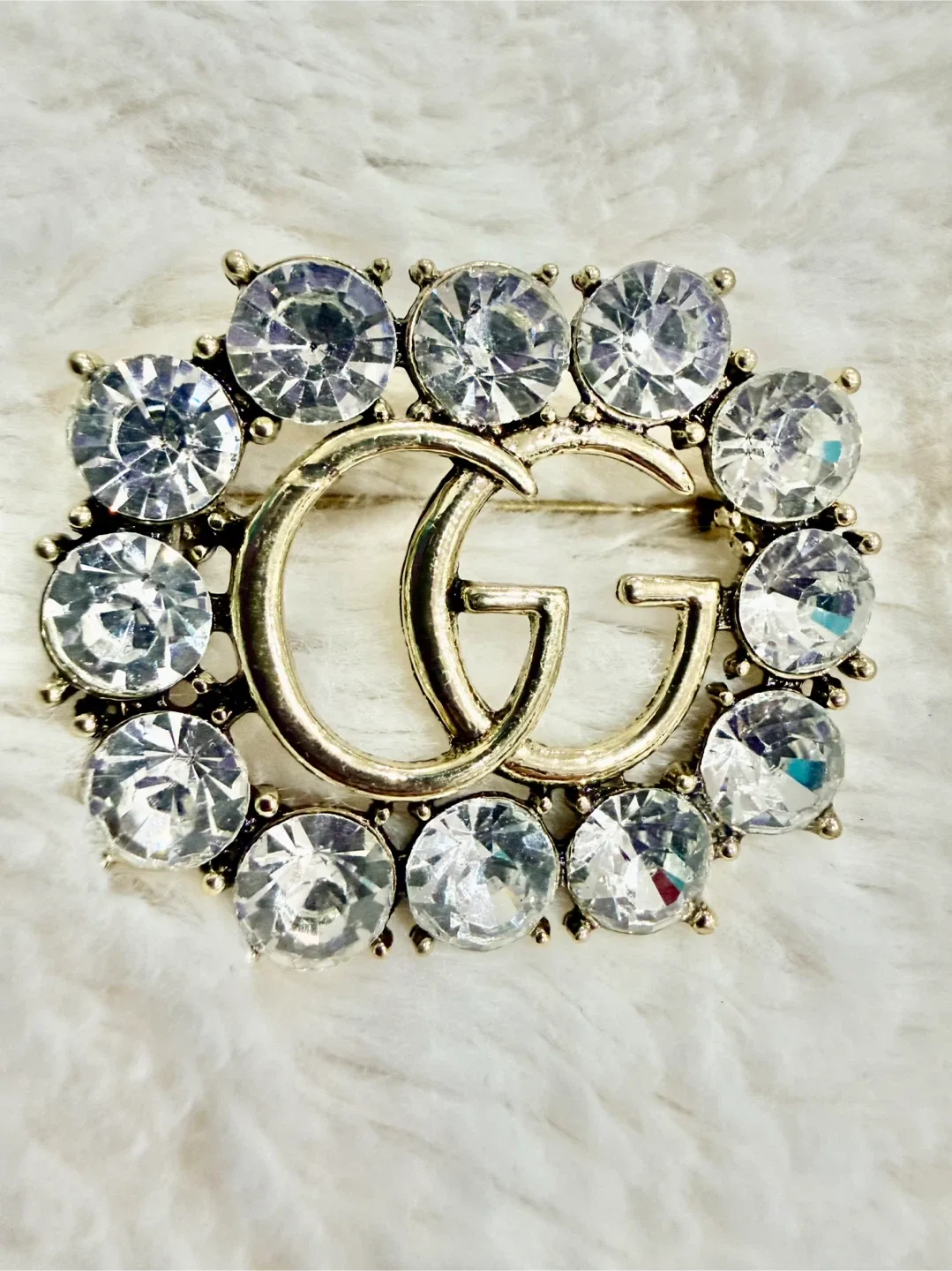 Stunning Gucci logo Brooch thumbnail