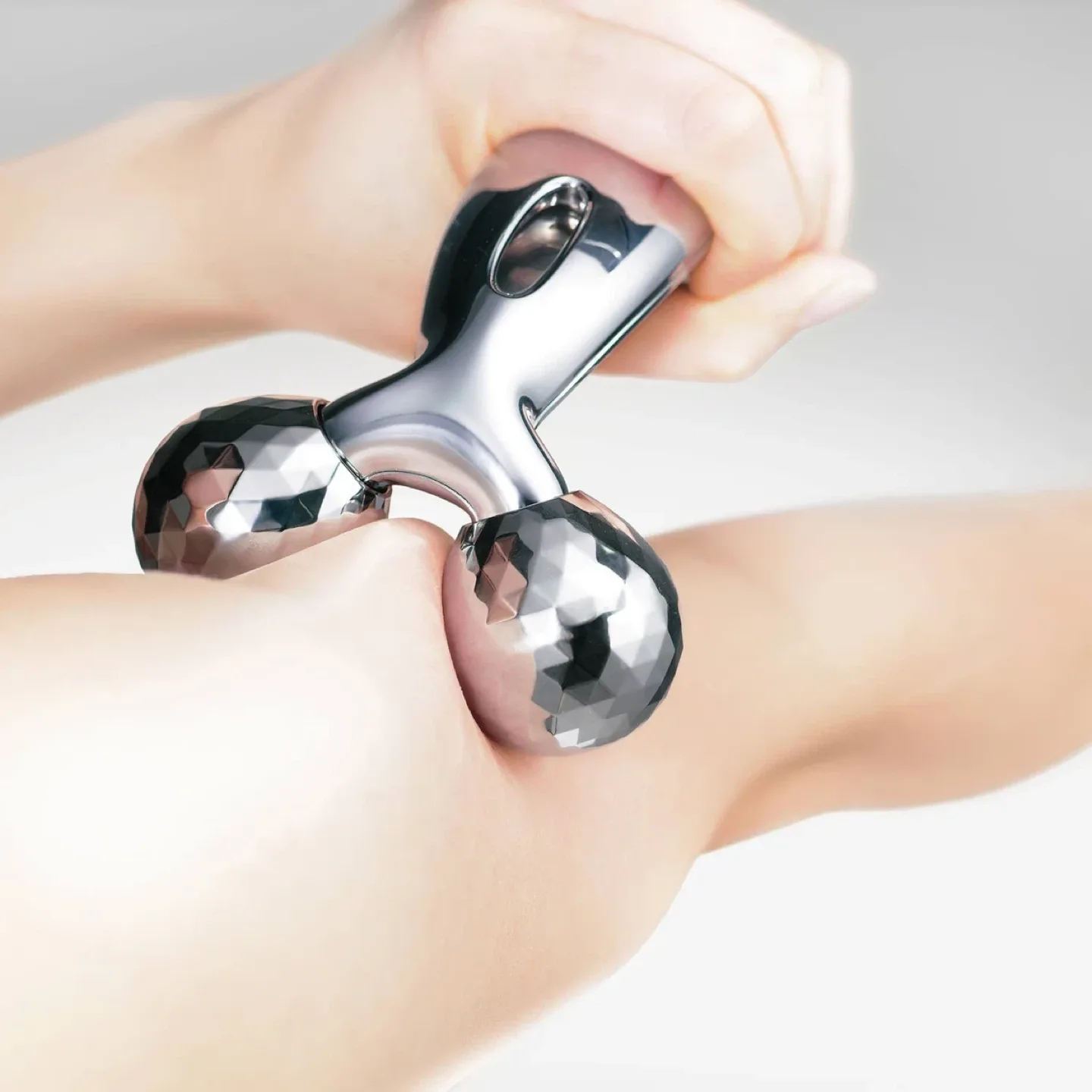 ReFa Facial and Body Roller Massager Gua Sha image indicator(3)