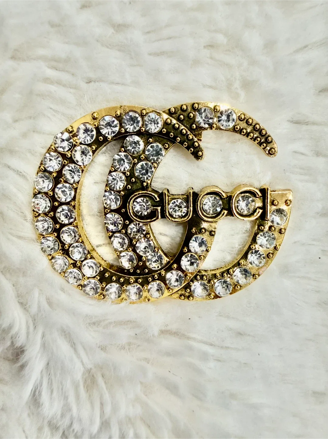 Gucci logo stunning Crystal Brooch thumbnail