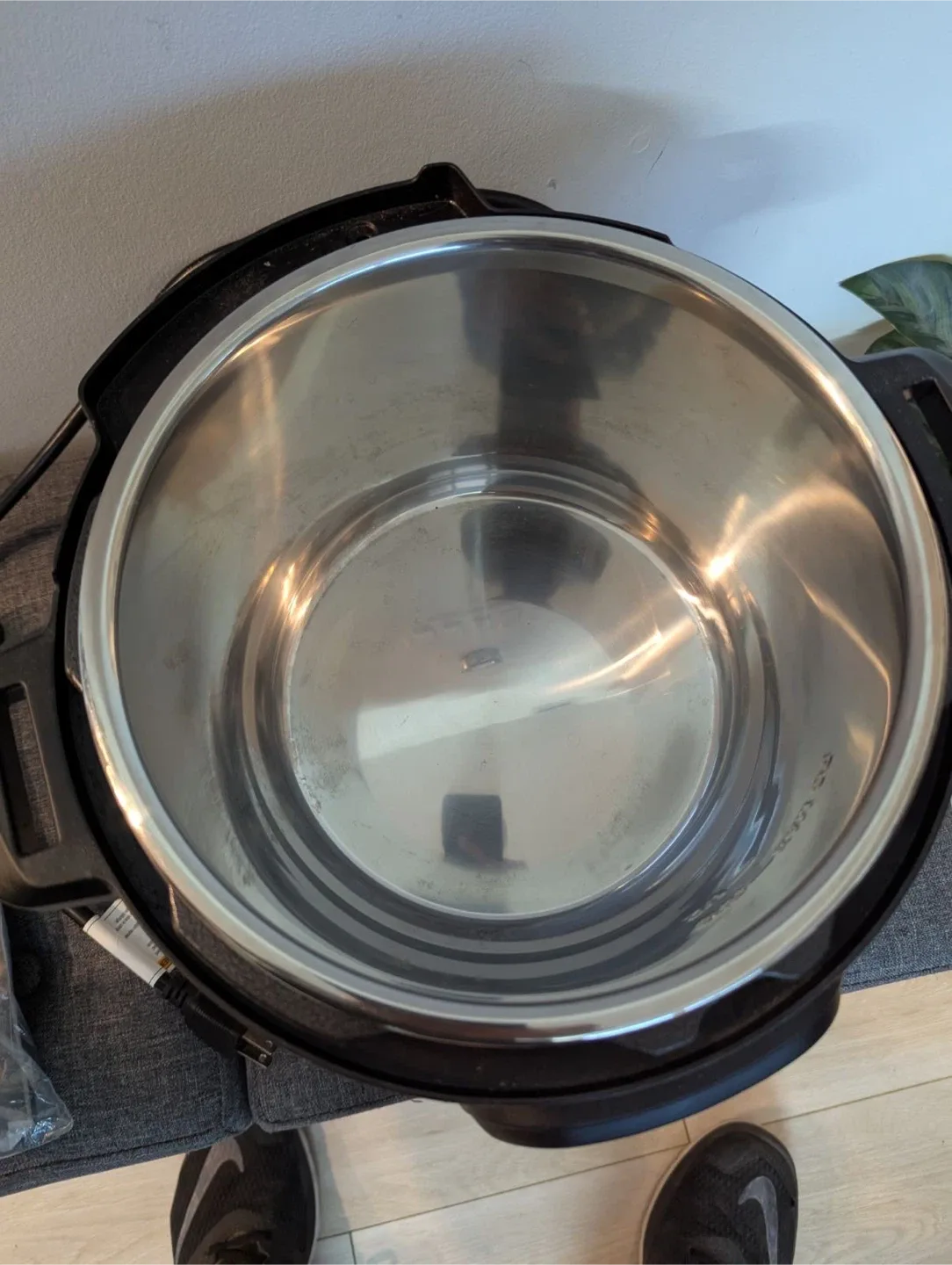 Instant Pot IP-DUO60 V3 6 Quart image indicator(4)