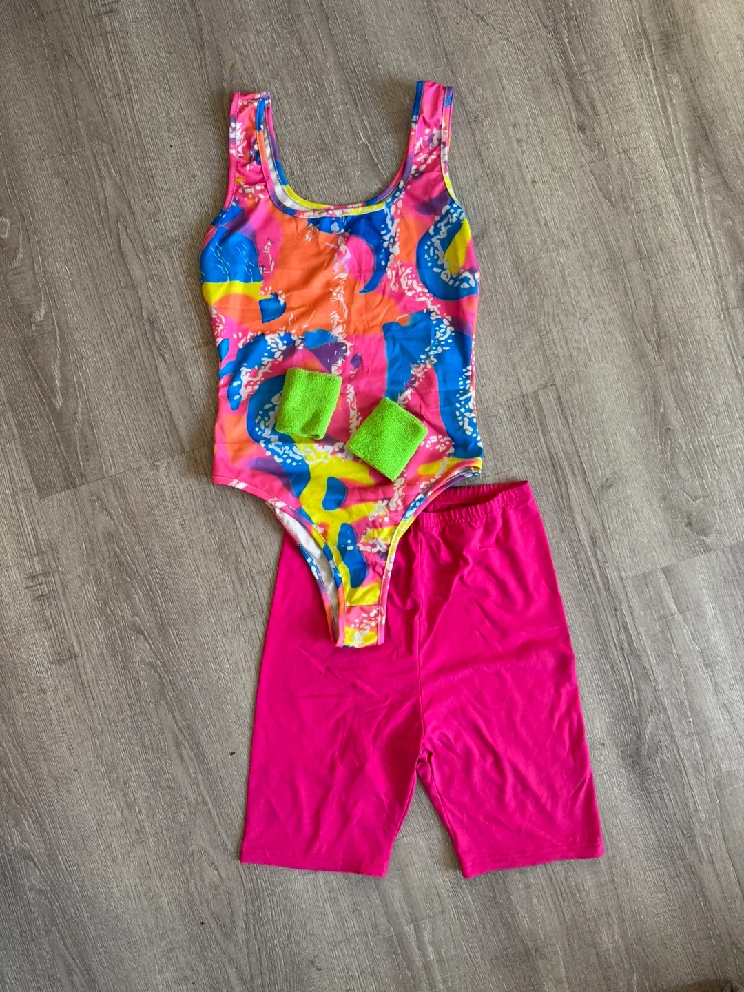 Roller Skater Barbie costume - Size Small image indicator(3)