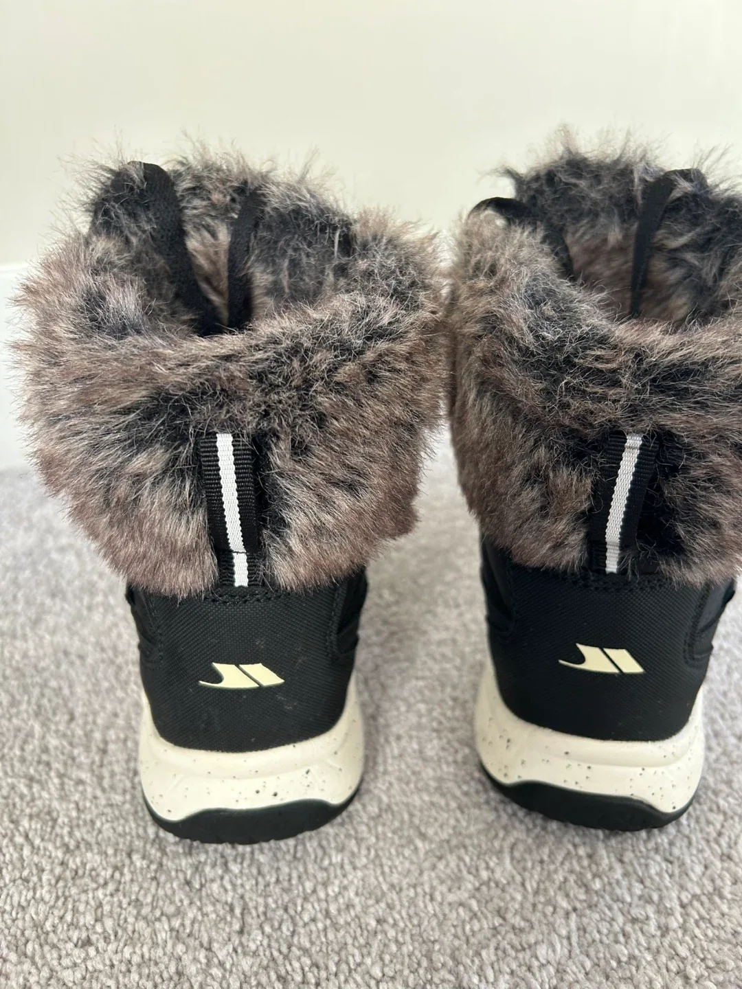 Trespass Waterproof Winter/snow Boots - Size uk 5/EU 38 image indicator(3)