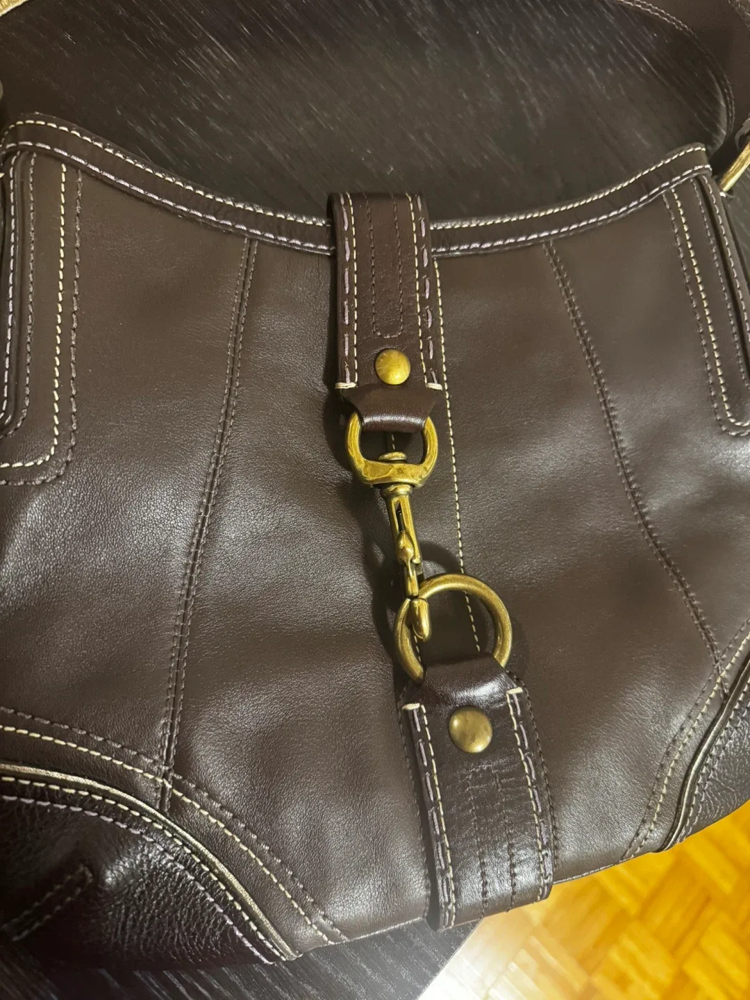 Coach Brown Leather Shoulder Bag image indicator(2)