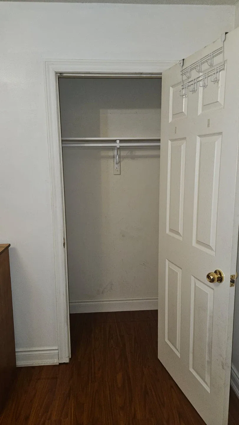 Roommate wanted Student Residence image indicator(4)