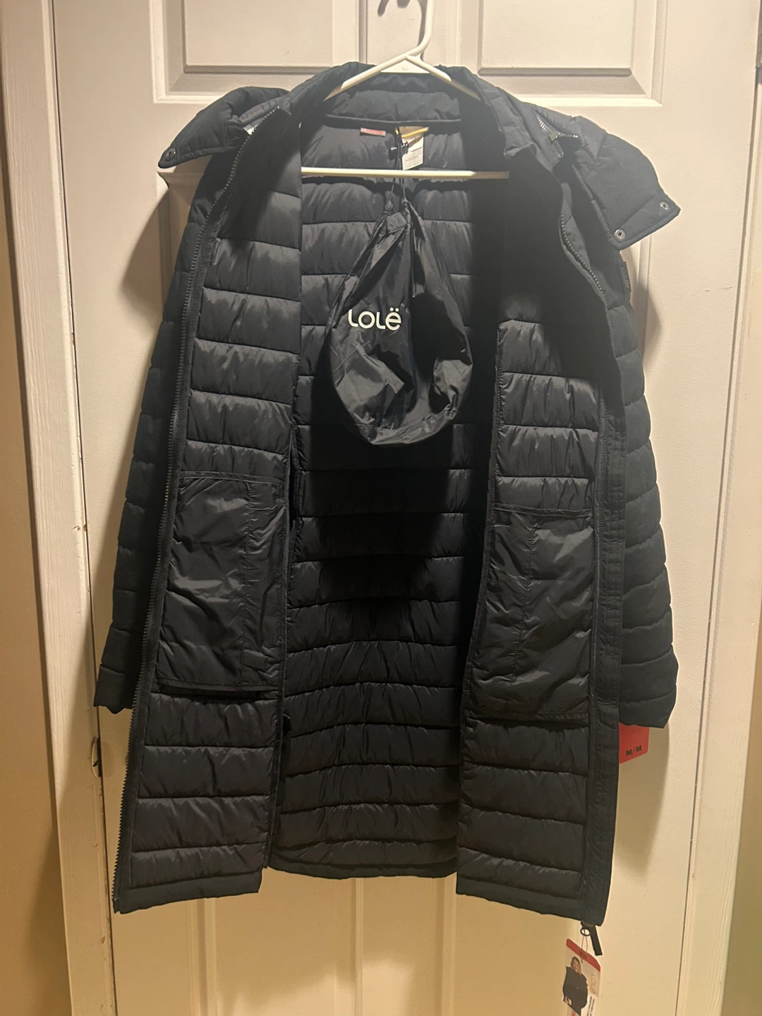 NEW! Women’s Lolë Puffer Coat - Black - Size Medium - photo 2