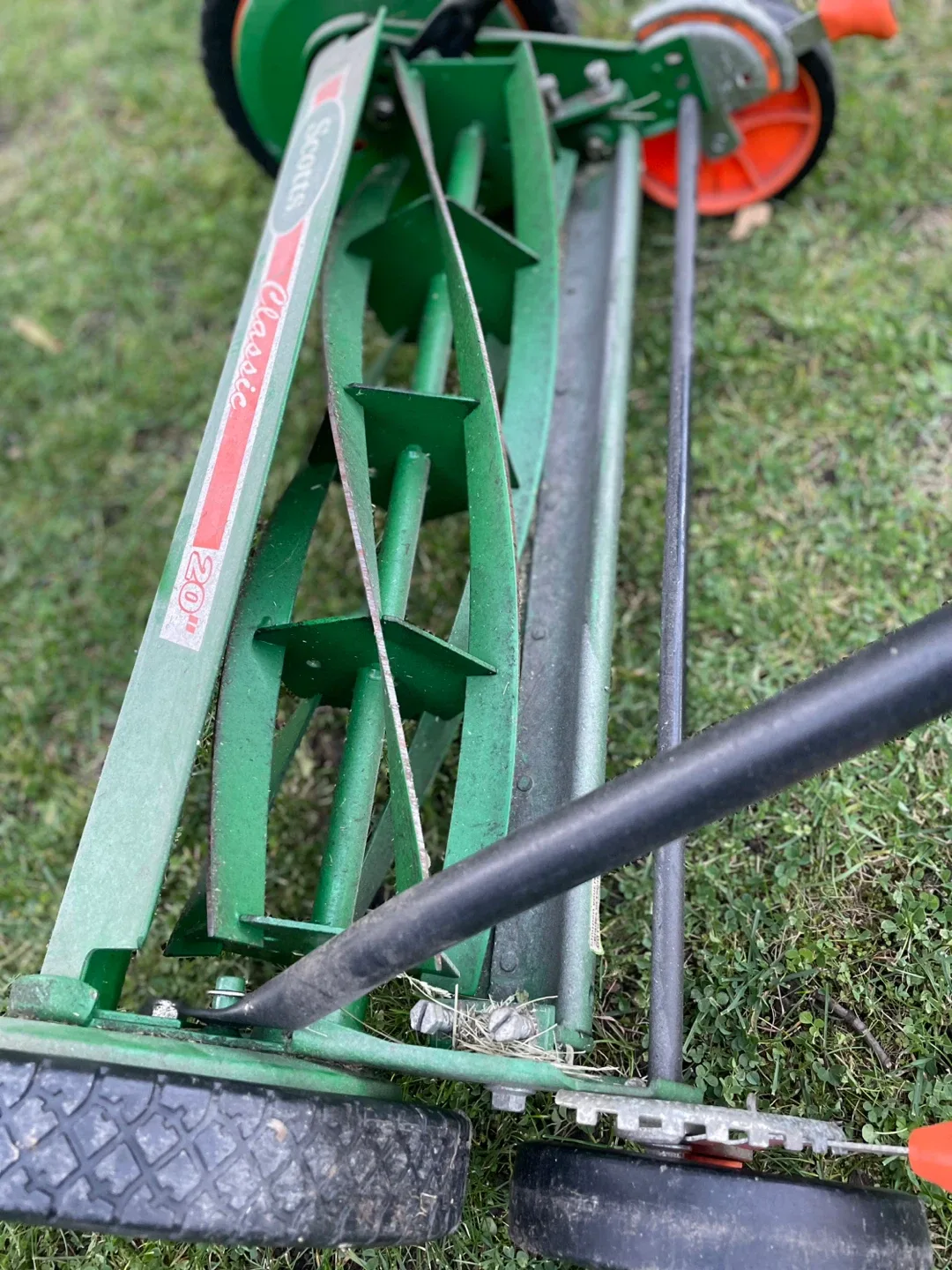 Scotts Classic 20" Push Reel Lawn Mower image indicator(3)