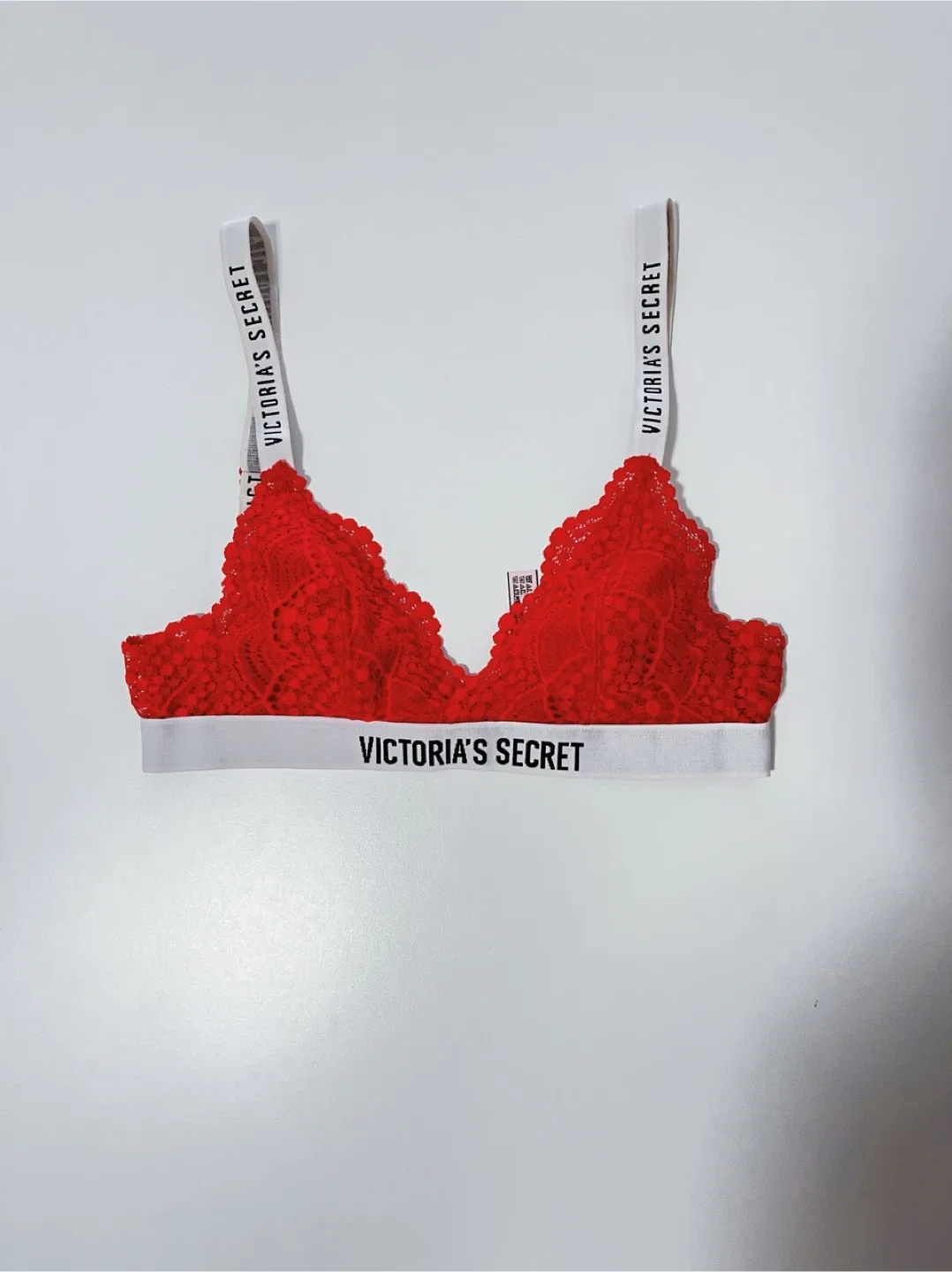 Victoria's Secret Red Lace Bra-XS thumbnail