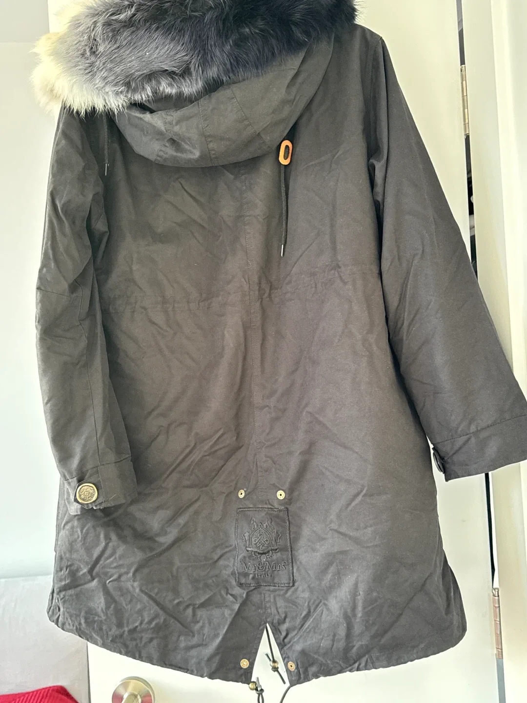 Mr&Mrs Italy Black Parka (with or without Fur Hood image indicator(5)