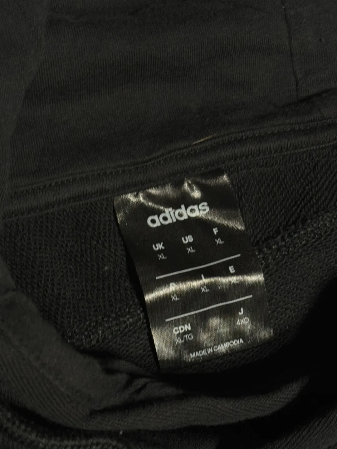 Adidas Black XL Hoodie image indicator(4)