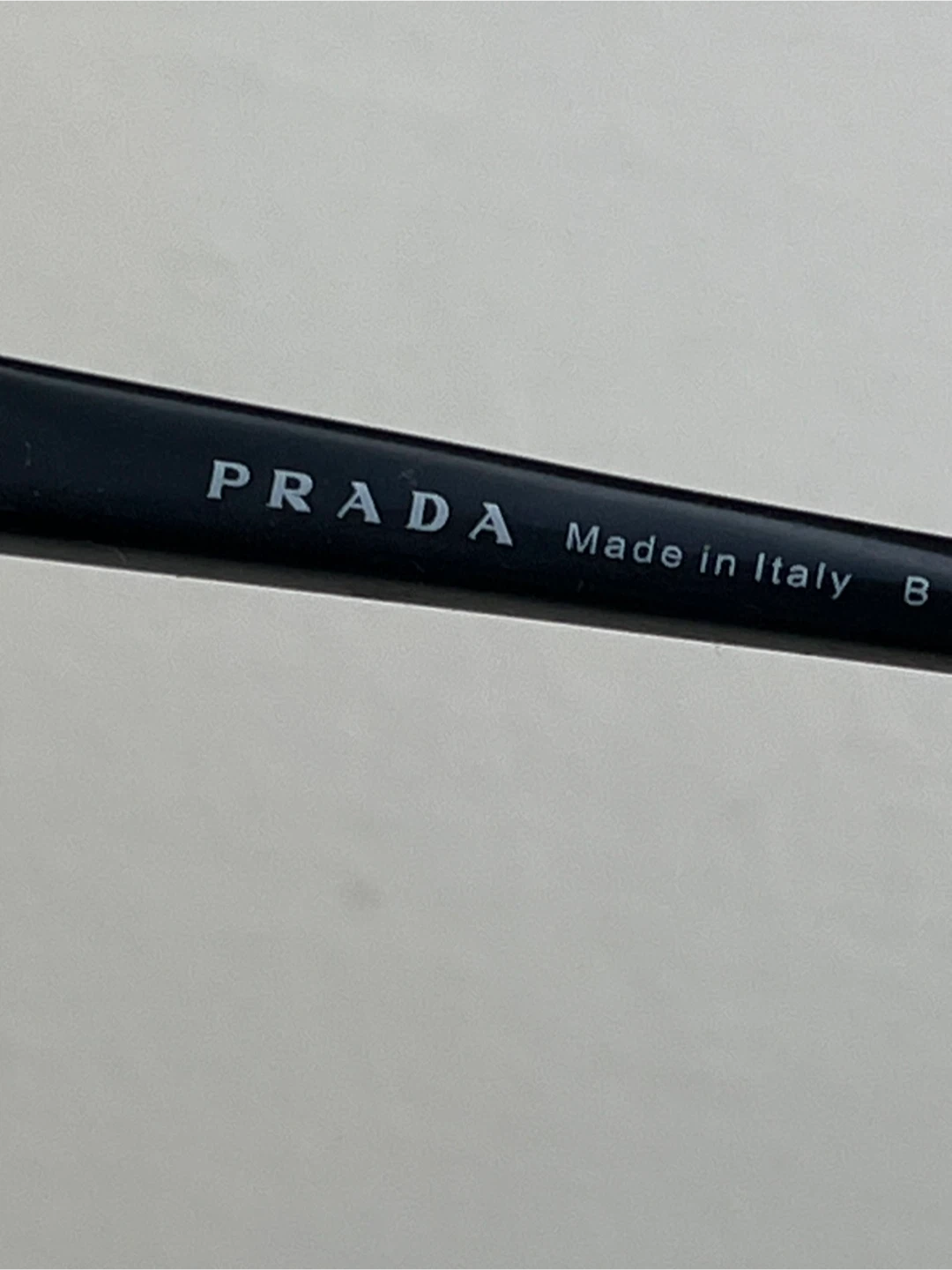 Make an offer: Prada sunglasses - photo 2