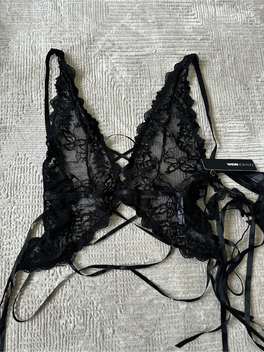 New Fashion Nova Sweetest Treat Lace 3 Piece Set - S/M thumbnail