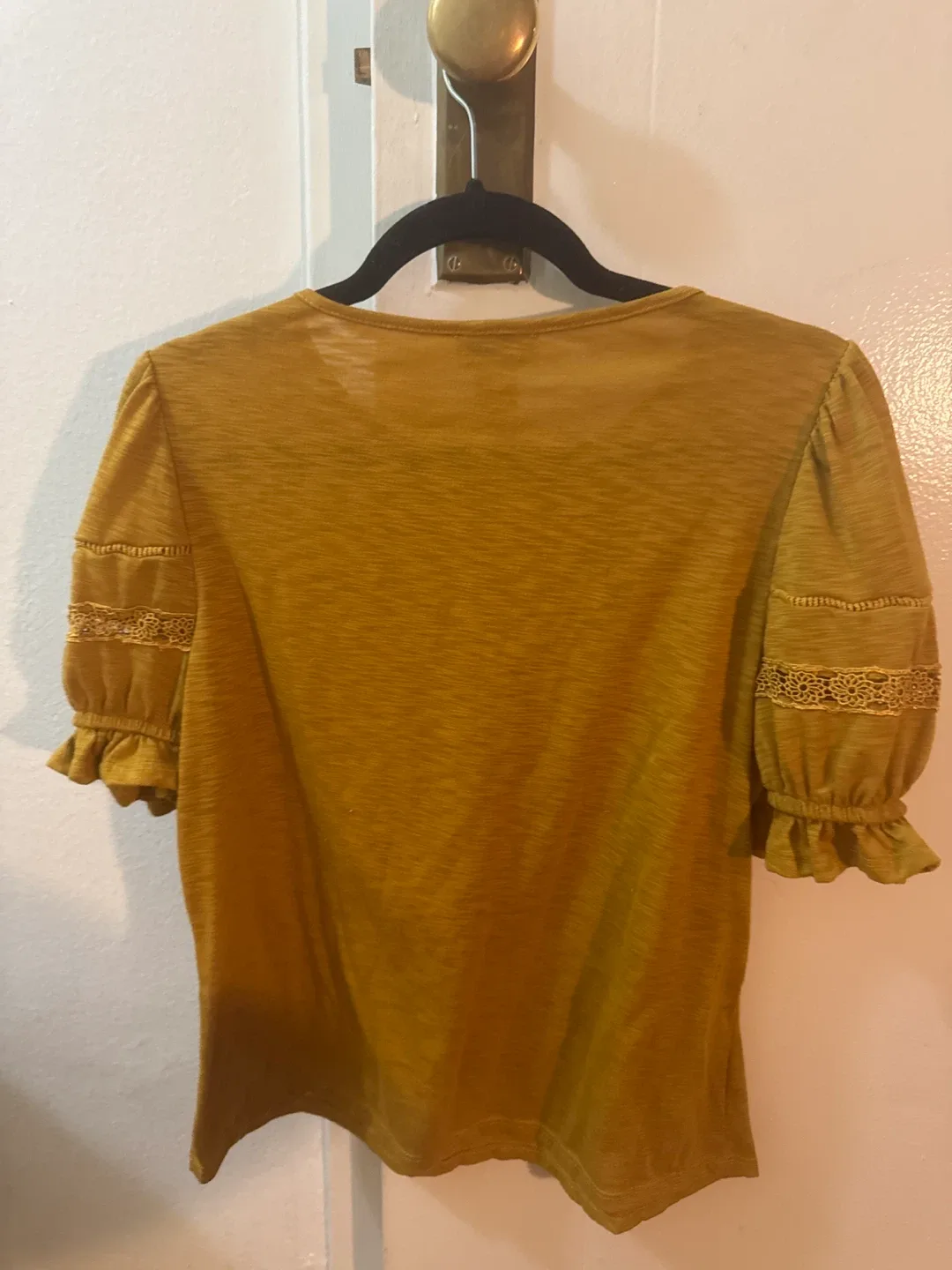 Linda Leal yellow Top - Size L image indicator(3)